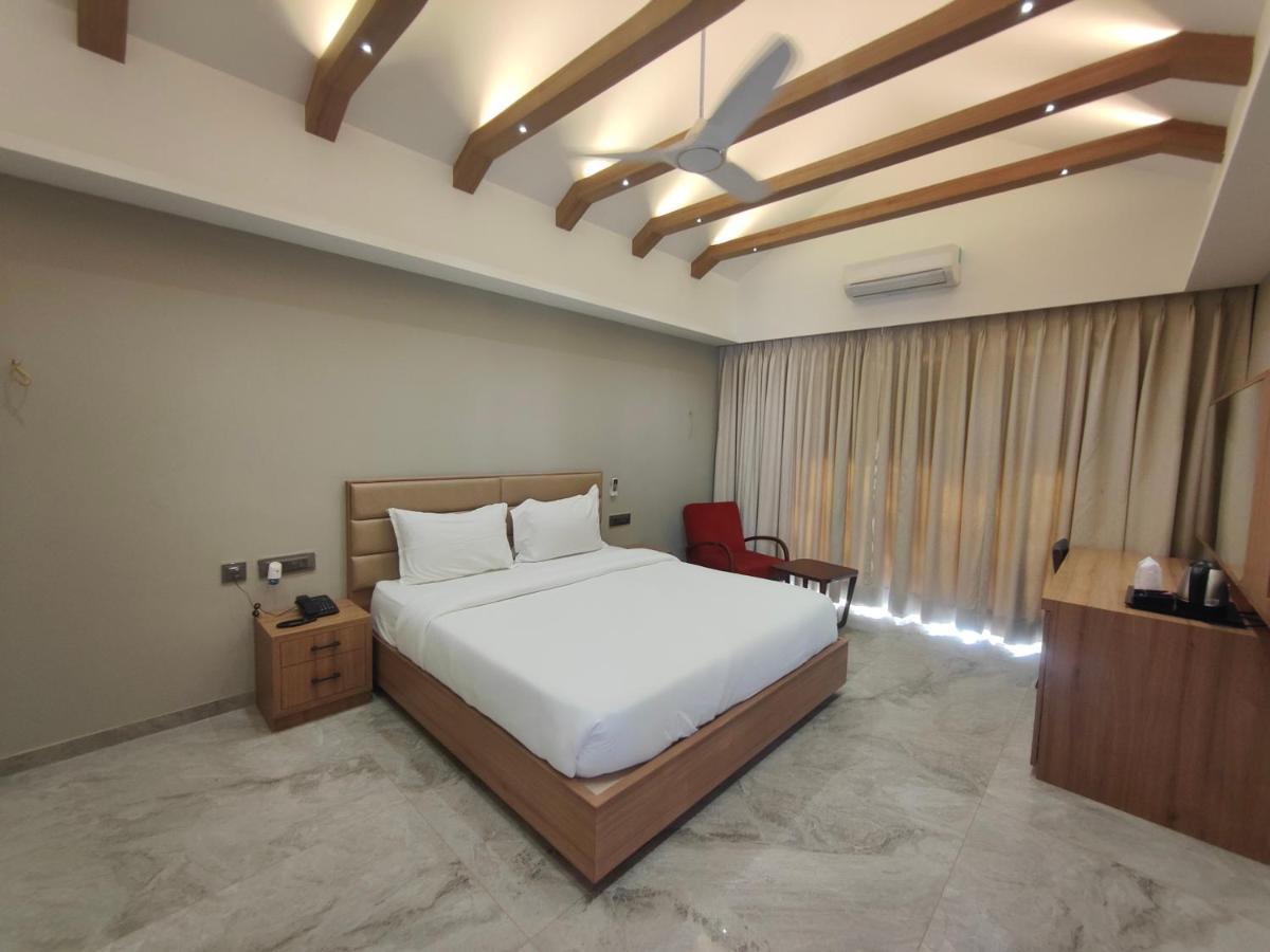 Club Heaven Palanpur Hotell Eksteriør bilde