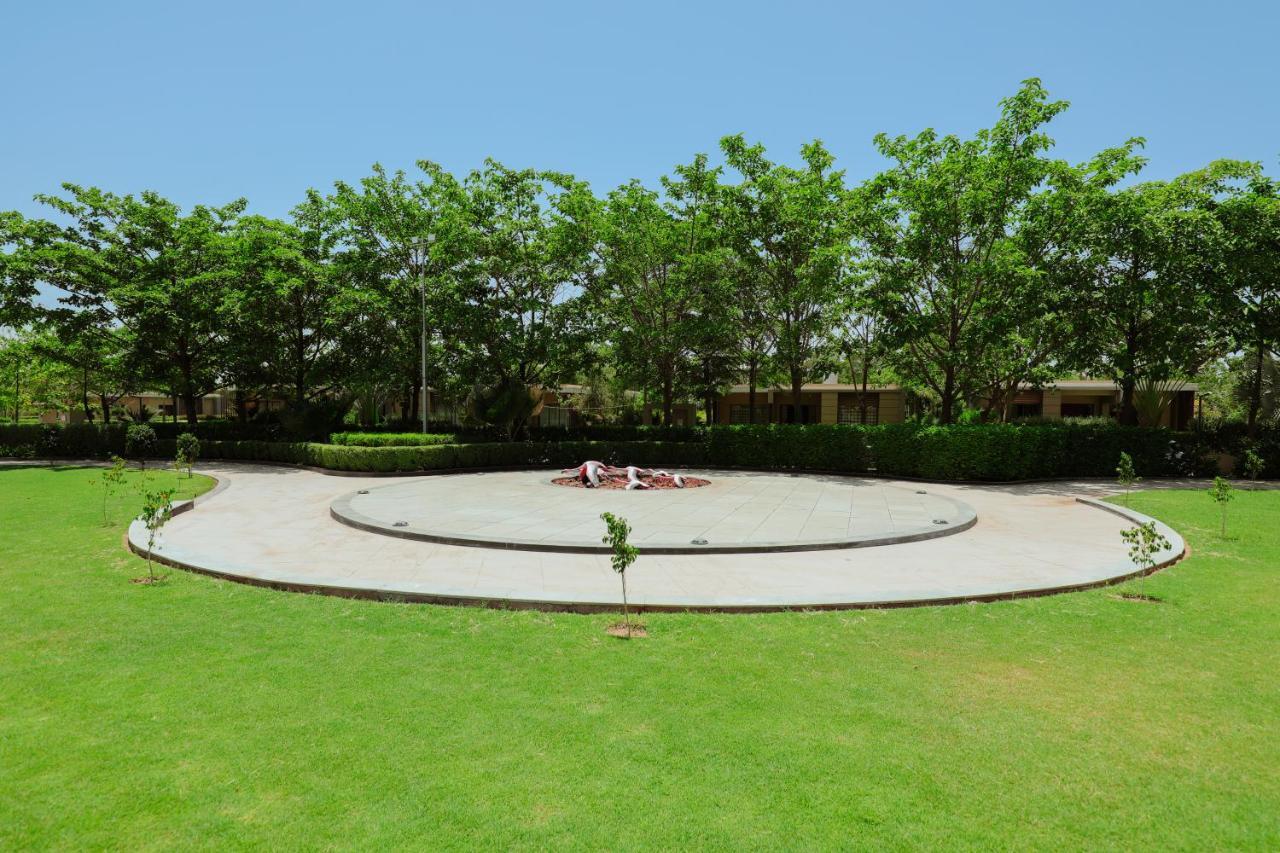 Club Heaven Palanpur Hotell Eksteriør bilde